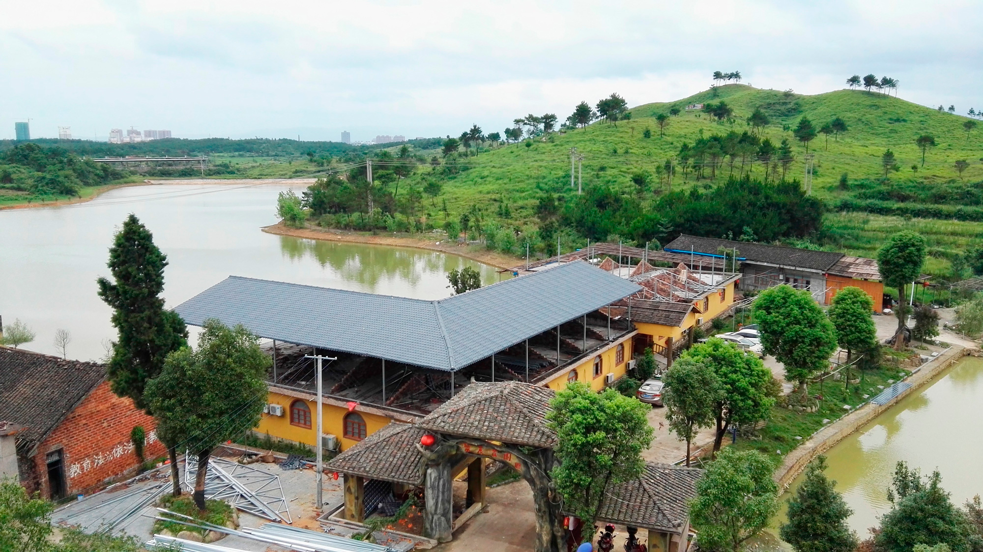 關(guān)于合成樹脂瓦行業(yè)的3大謠言，學(xué)到就是賺到！