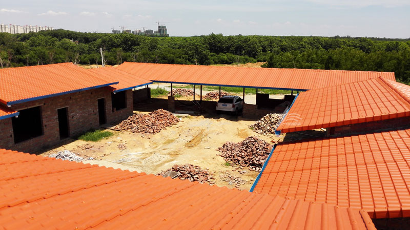 樹(shù)脂瓦安裝步驟，正確的安裝過(guò)程對(duì)于確保樹(shù)脂瓦使用壽命是至關(guān)重要